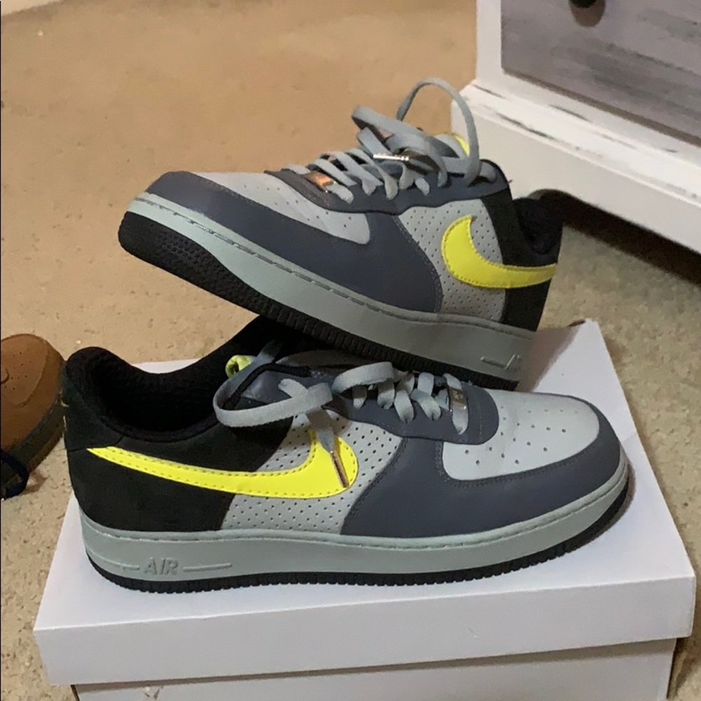 nike air force 1s